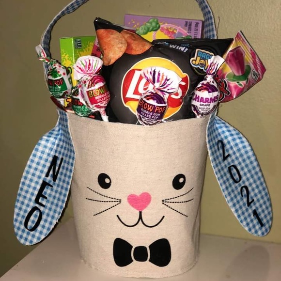 Personalized Easter baskets - Picture 3 of 3